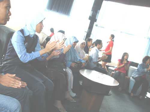 Crowd 09