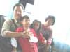 Titon Rahmawan dan Keluarganya