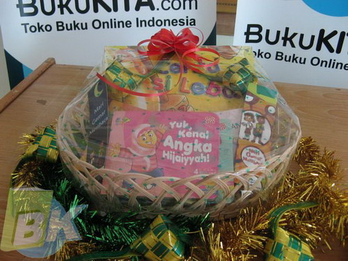 Parcel Buku Type A, dikemas menarik, Buku sesuai pilihan Anda