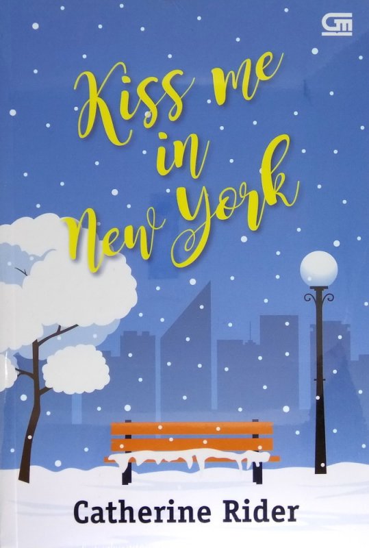 Buku Young Adult Kiss Me In New York Toko Buku Online Bukukita