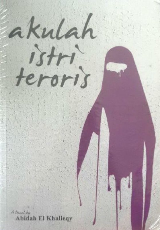 Cover AKULAH ISTRI TERORIS